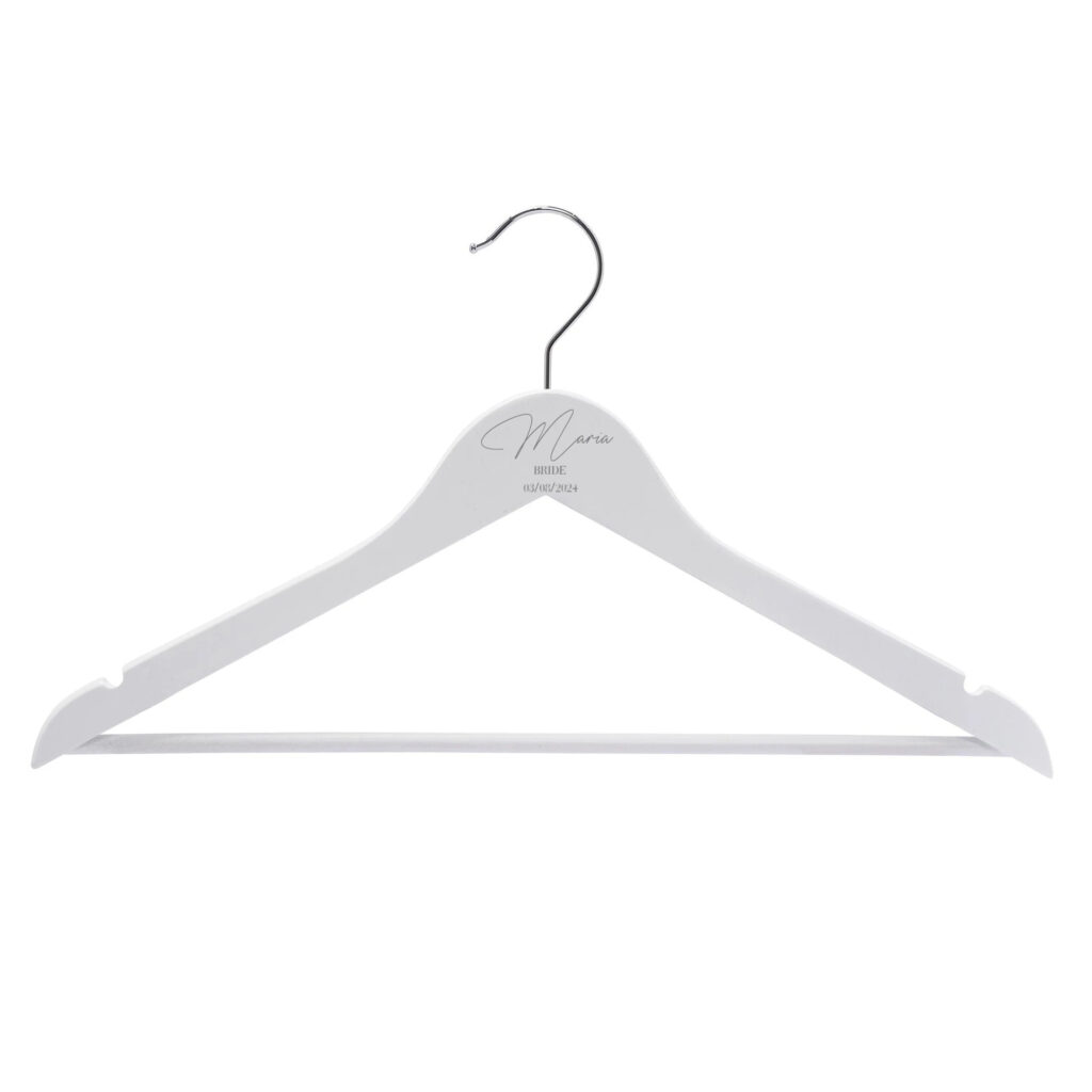personalized-hangers-artisan-cheers